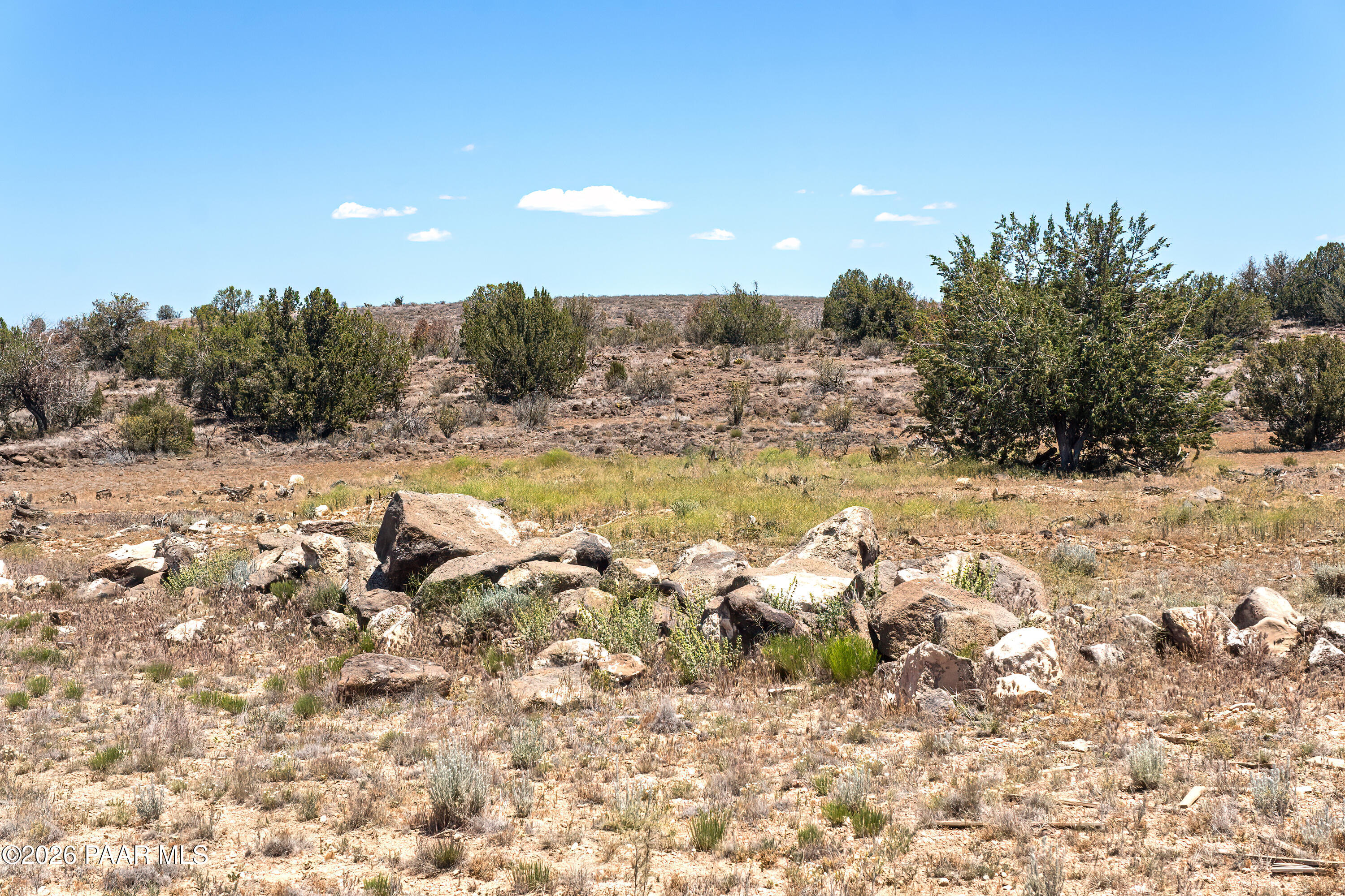 0 North Headwaters 25 Acres Road Paulden, AZ 86334 - Photo 17 of 27 a view of a yard with snow