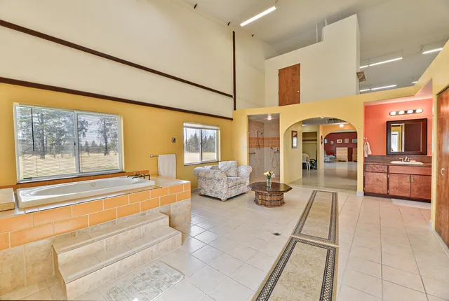 $674,900 | 35210 South Long Road, Cheney, WA 99004