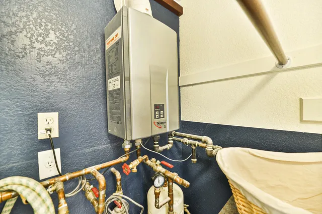 $674,900 | 35210 South Long Road, Cheney, WA 99004