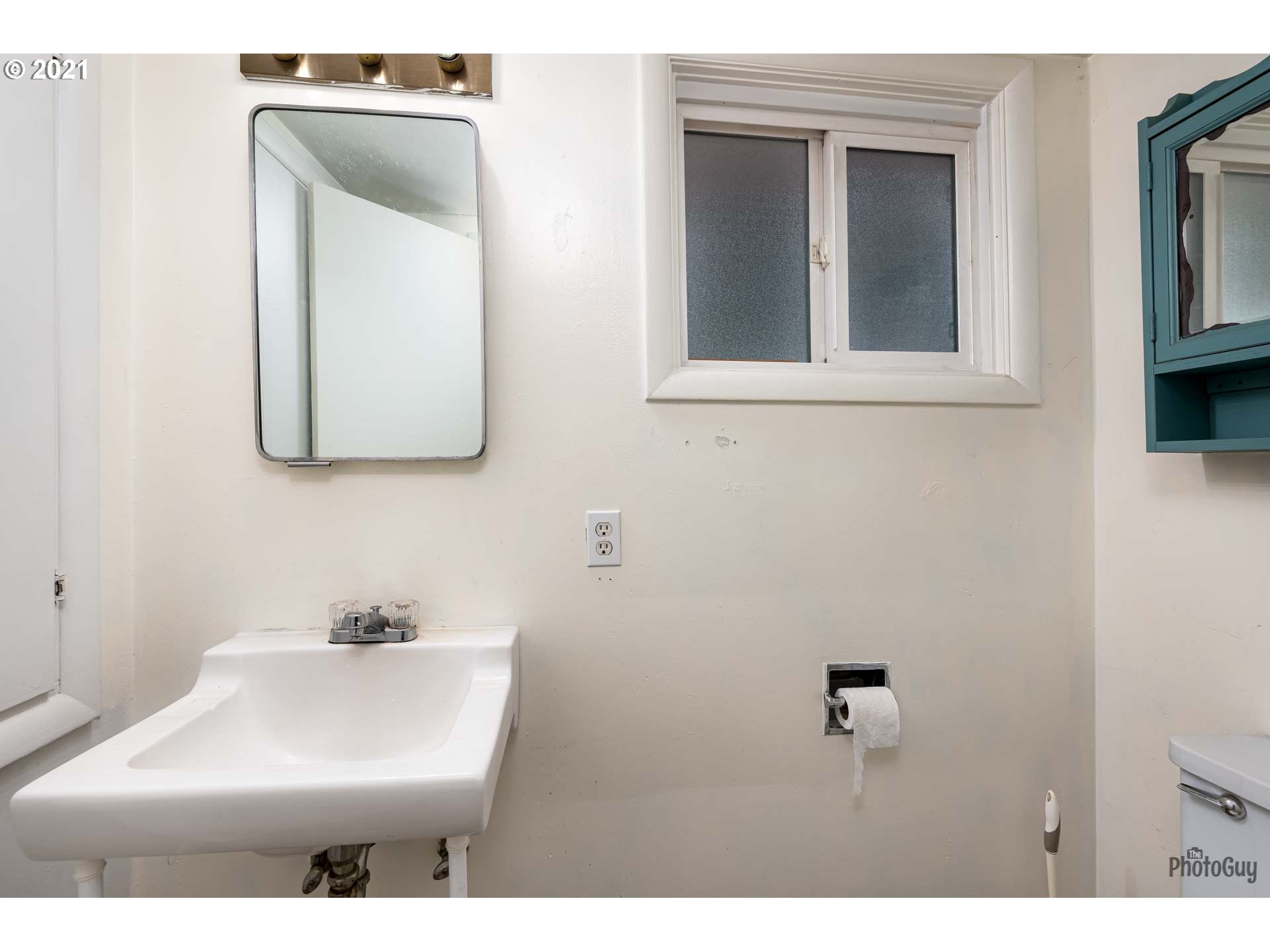 1023 Rio Glen Drive Eugene, OR 97401 - Photo 22 of 27 Gallery Image 22