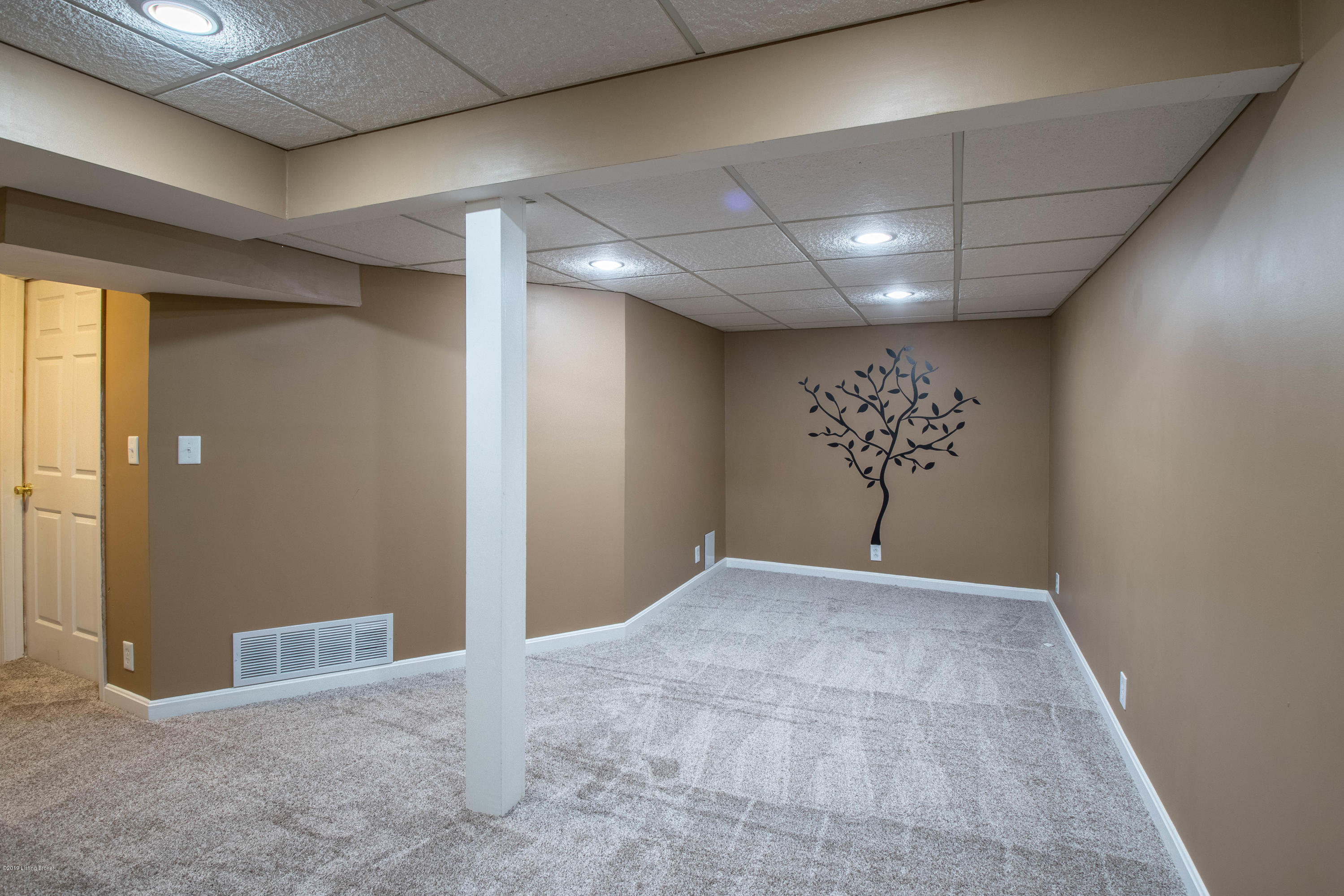 14022 Spring Mill Road Louisville, KY 40245 - Photo 28 of 40 Basement