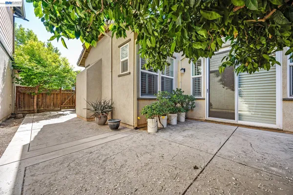 $666,888 | 156 West Moraga Street, Mountain House, CA 95391