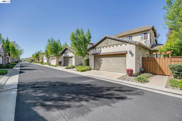 $666,888 | 156 West Moraga Street, Mountain House, CA 95391
