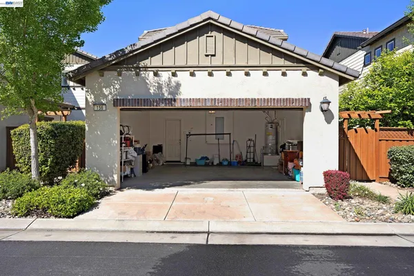 $666,888 | 156 West Moraga Street, Mountain House, CA 95391
