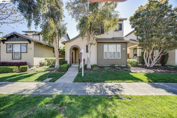 $666,888 | 156 West Moraga Street, Mountain House, CA 95391