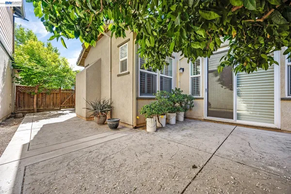 $666,888 | 156 West Moraga Street, Mountain House, CA 95391