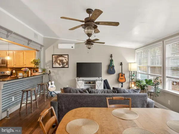 $474,000 | 2586 West Hoover Road, Haywood, VA 22722