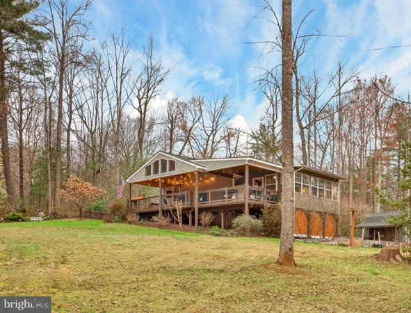 $474,000 | 2586 West Hoover Road, Haywood, VA 22722