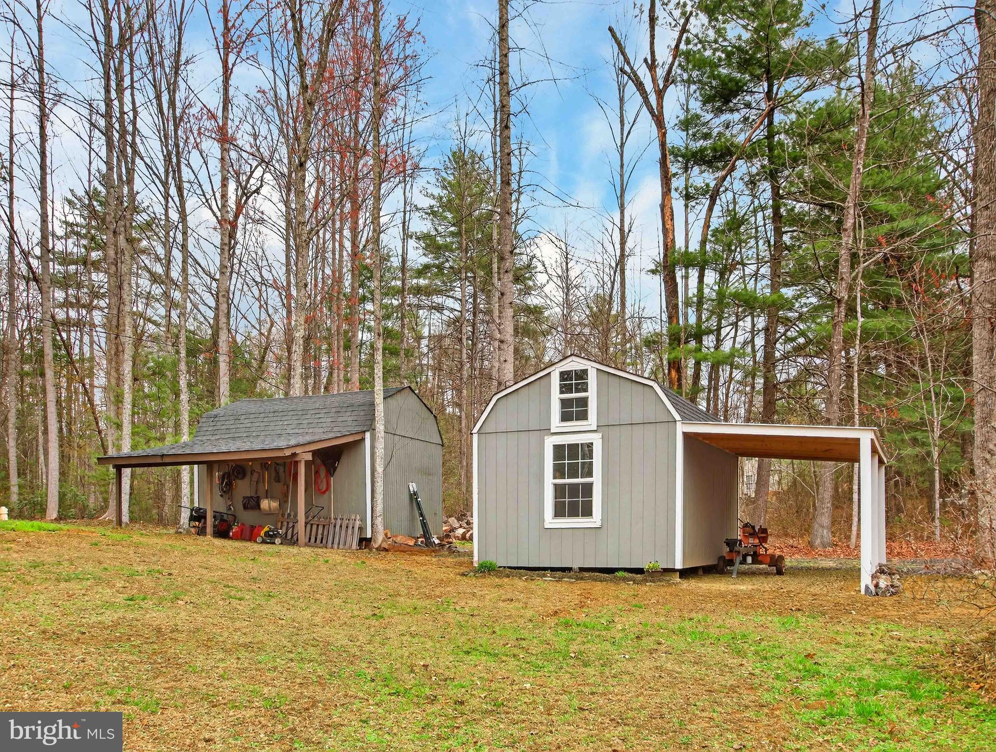 2586 West Hoover Road Haywood, VA 22722 - Photo 5 of 39