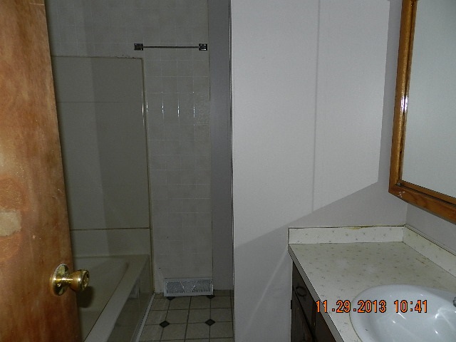 367 Oak Street Rochester, IN 46975 - Photo 13 of 18