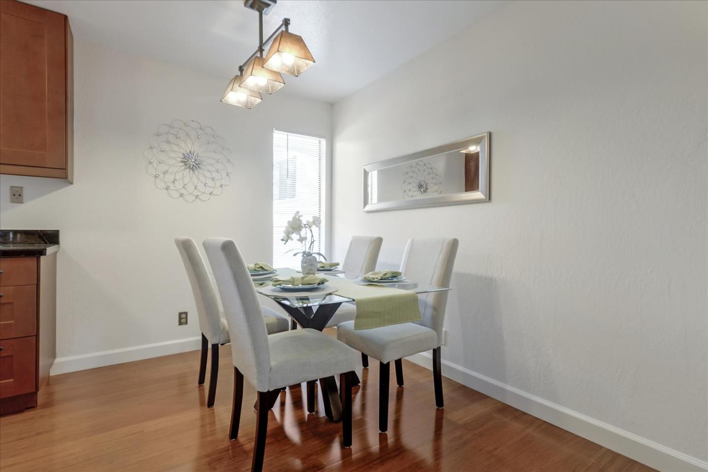 2540 West Middlefield Road Mountain View, CA 94043 - Photo 17 of 41 Gallery Image 17