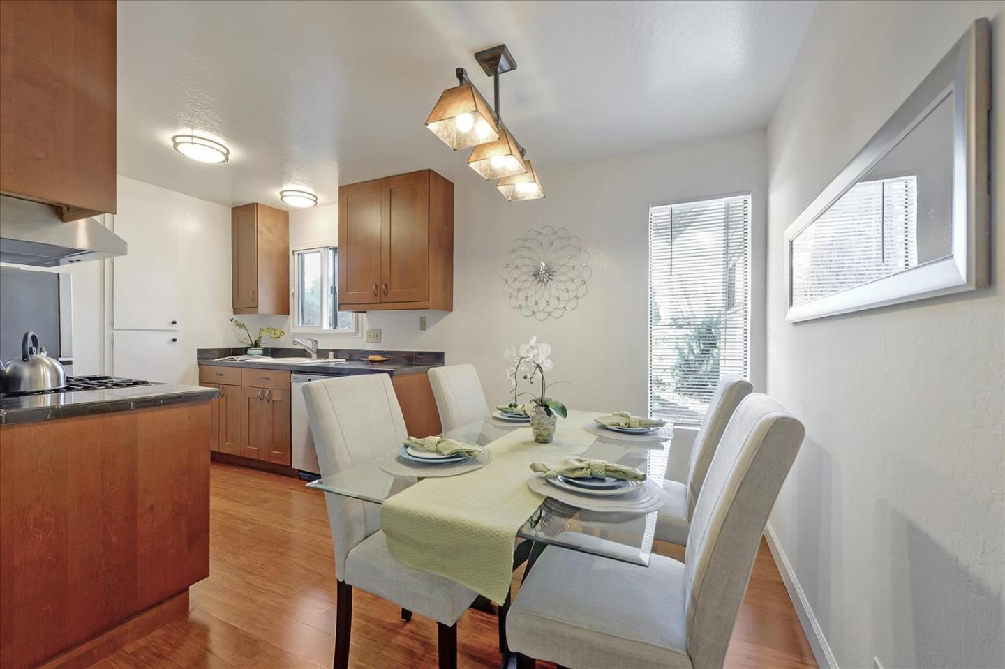 2540 West Middlefield Road Mountain View, CA 94043 - Photo 18 of 41 Gallery Image 18