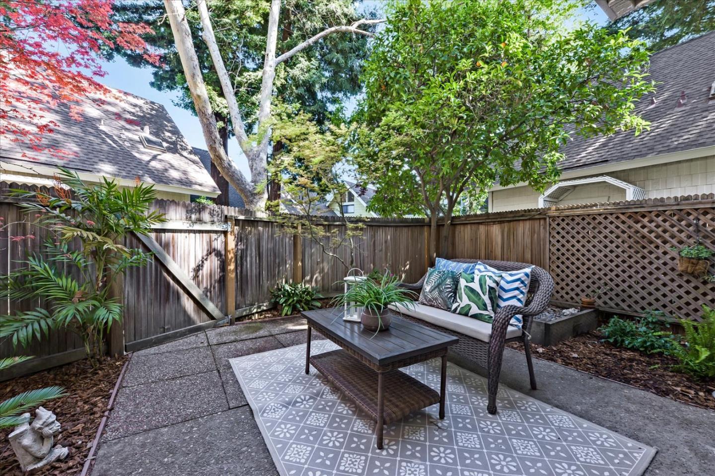 2540 West Middlefield Road Mountain View, CA 94043 - Photo 37 of 41 Gallery Image 37
