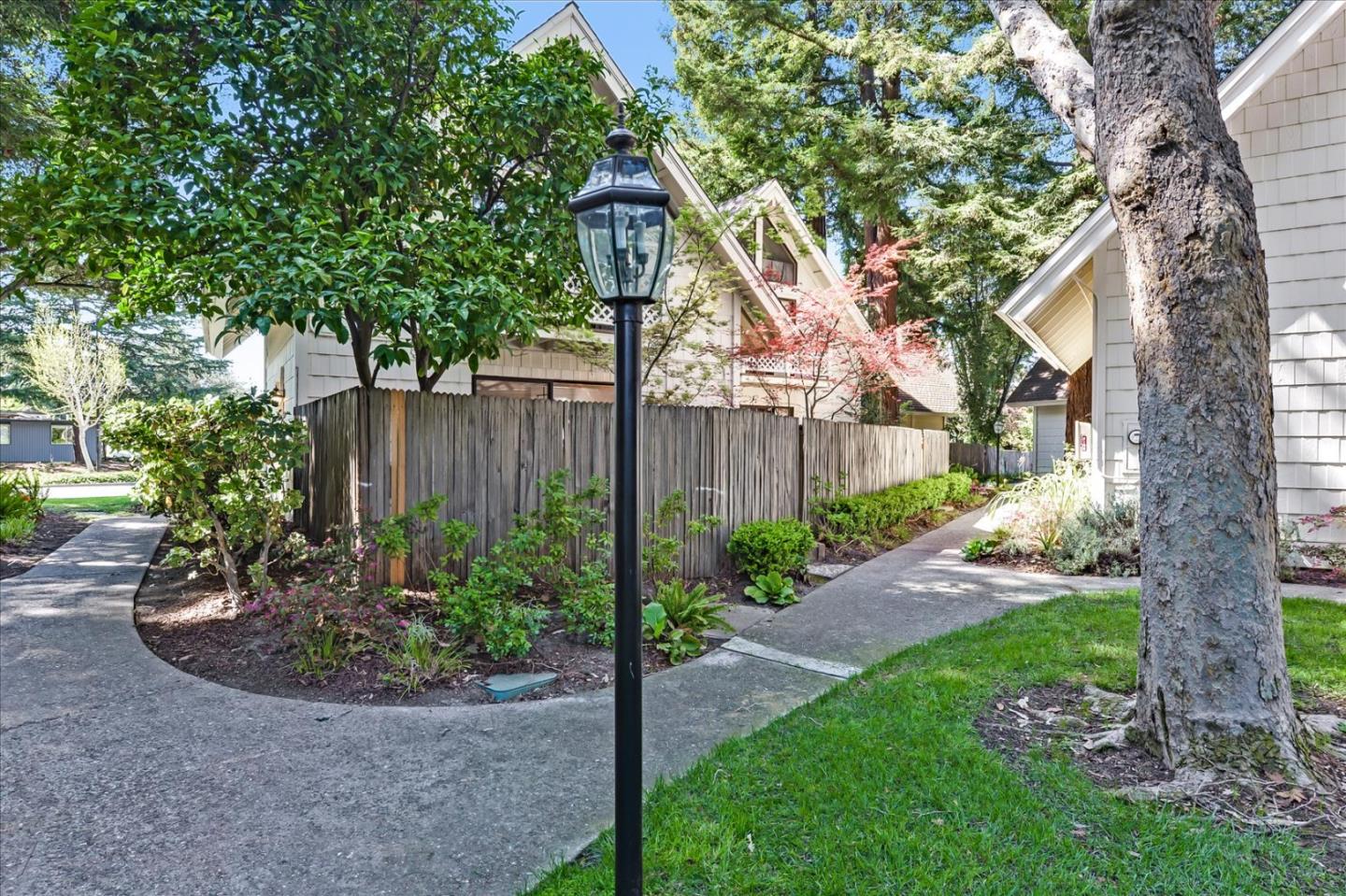 2540 West Middlefield Road Mountain View, CA 94043 - Photo 40 of 41 Gallery Image 40