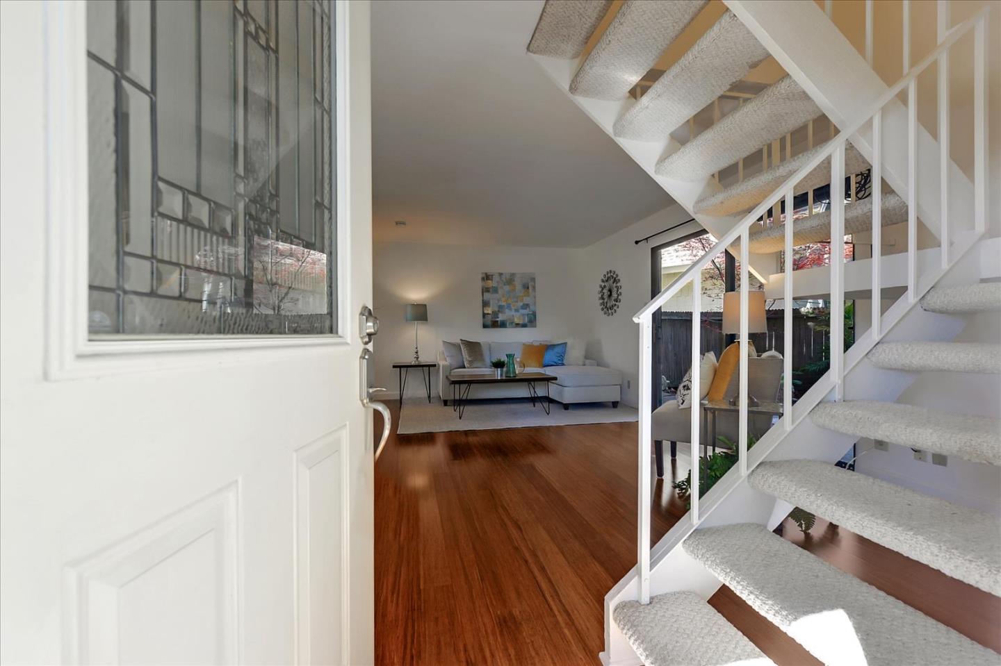 2540 West Middlefield Road Mountain View, CA 94043 - Photo 4 of 41 Gallery Image 4