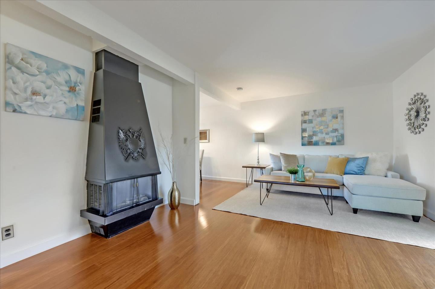 2540 West Middlefield Road Mountain View, CA 94043 - Photo 7 of 41 Gallery Image 7