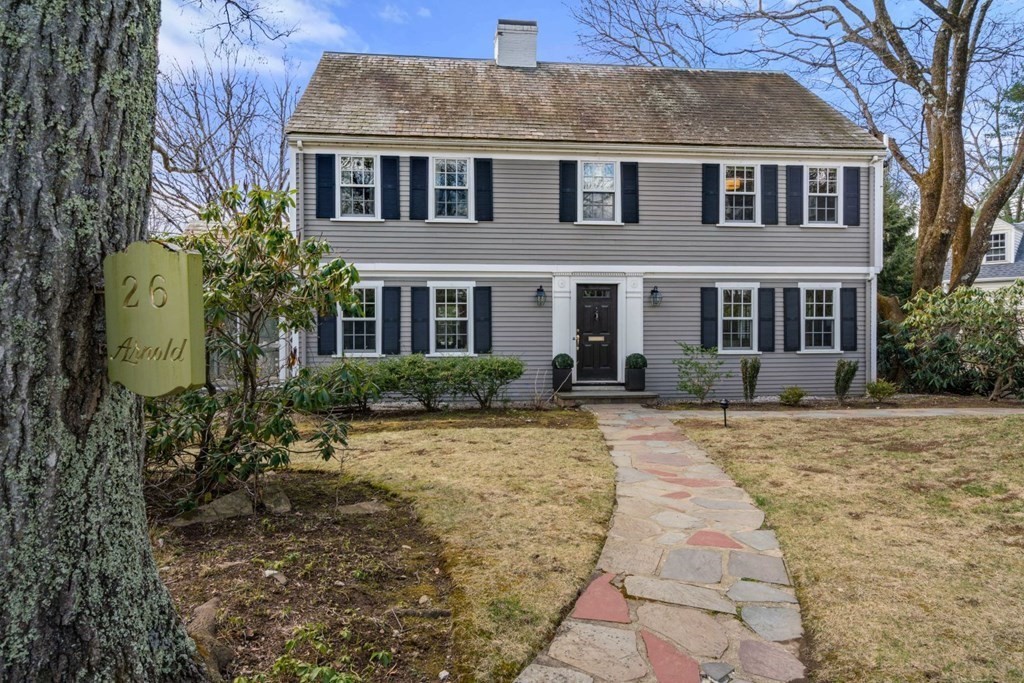 26 Arnold Road Wellesley, MA 02481 - Photo 2 of 35