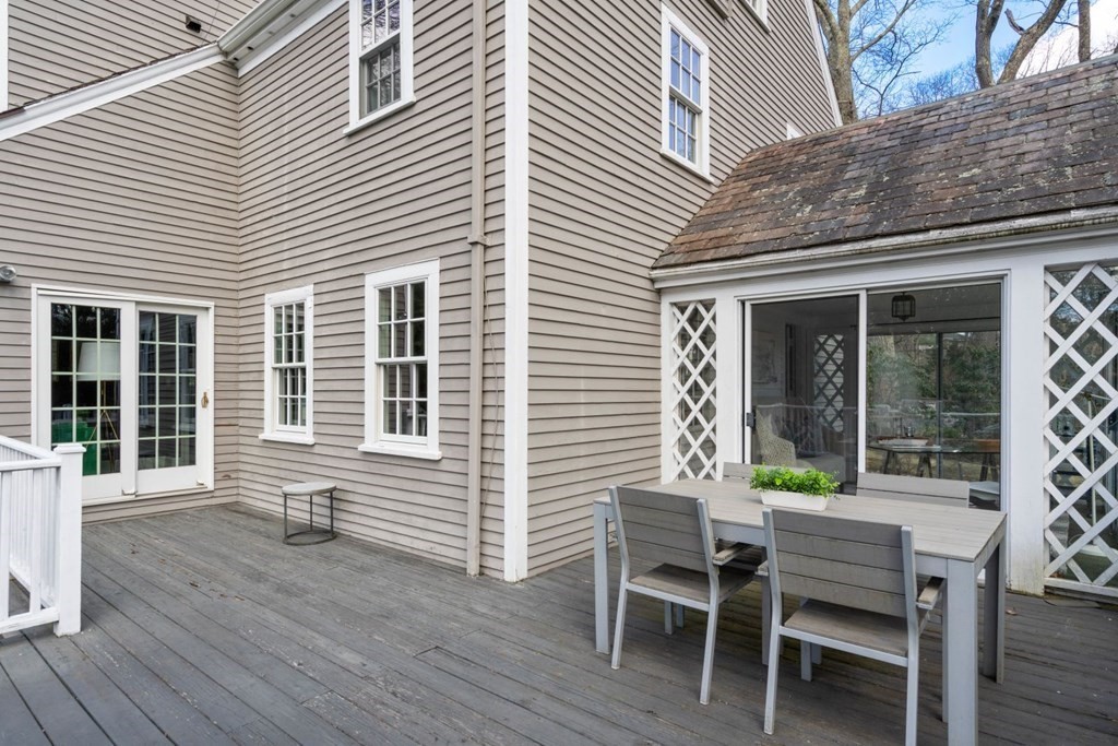 26 Arnold Road Wellesley, MA 02481 - Photo 34 of 35