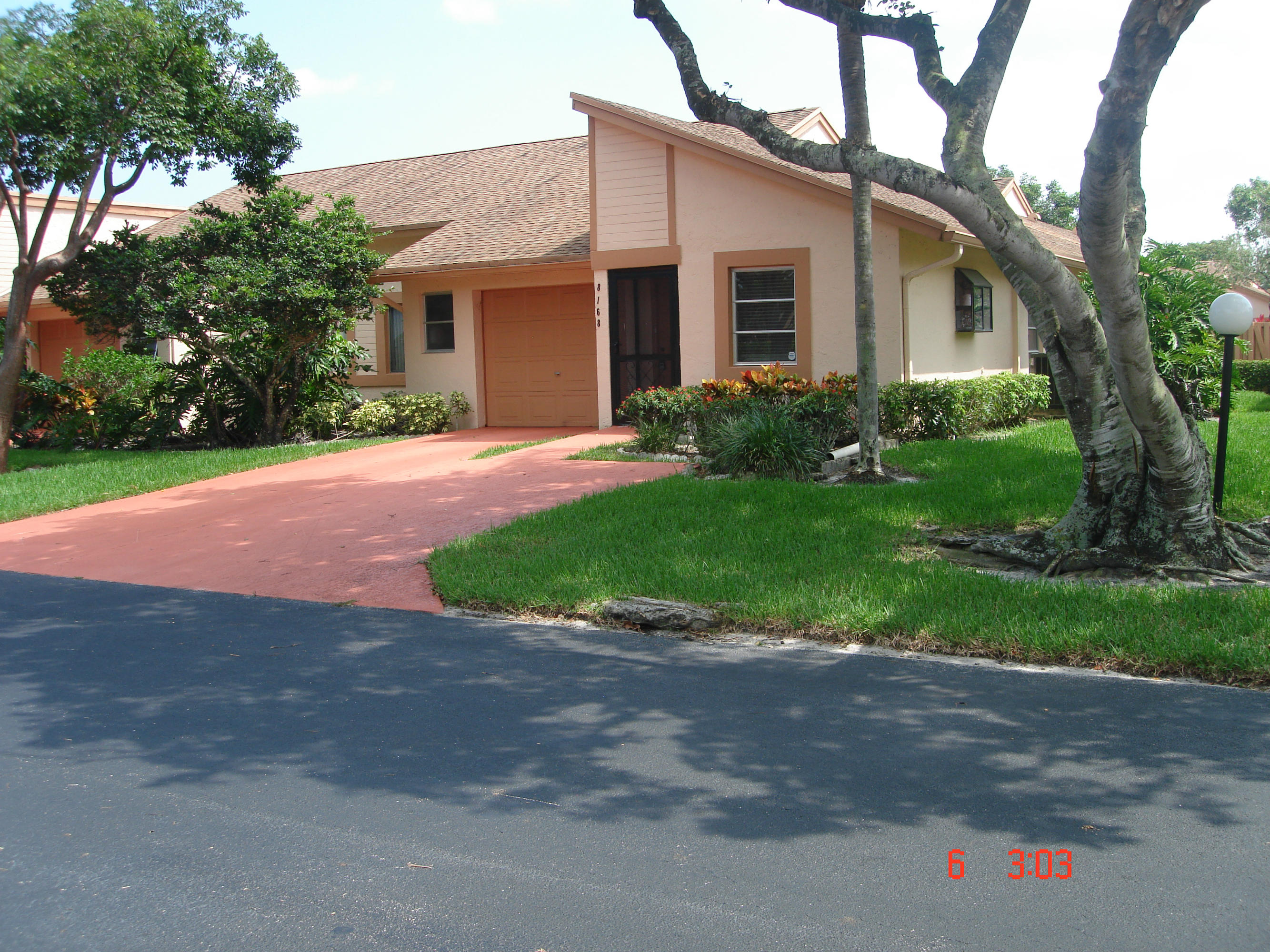 8168 Sweetbriar Way Boca Raton, FL 33496 - Photo 2 of 38 034