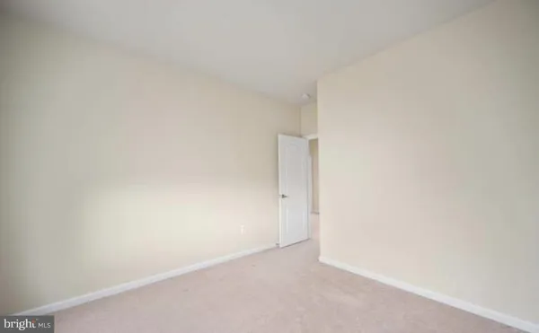 $3,475 | 634 Village Parkway, Fredericksburg, VA 22406