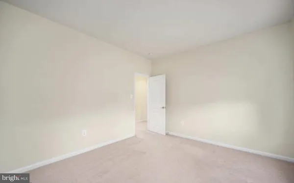 $3,475 | 634 Village Parkway, Fredericksburg, VA 22406