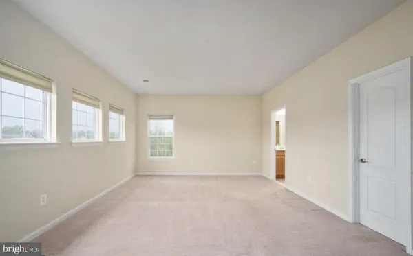$3,475 | 634 Village Parkway, Fredericksburg, VA 22406
