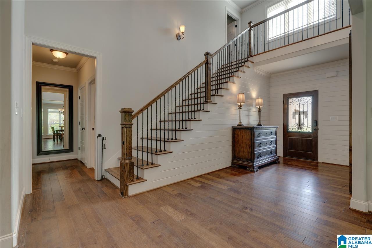 528 Kirkwall Circle Pelham, AL 35124 - Photo 4 of 44