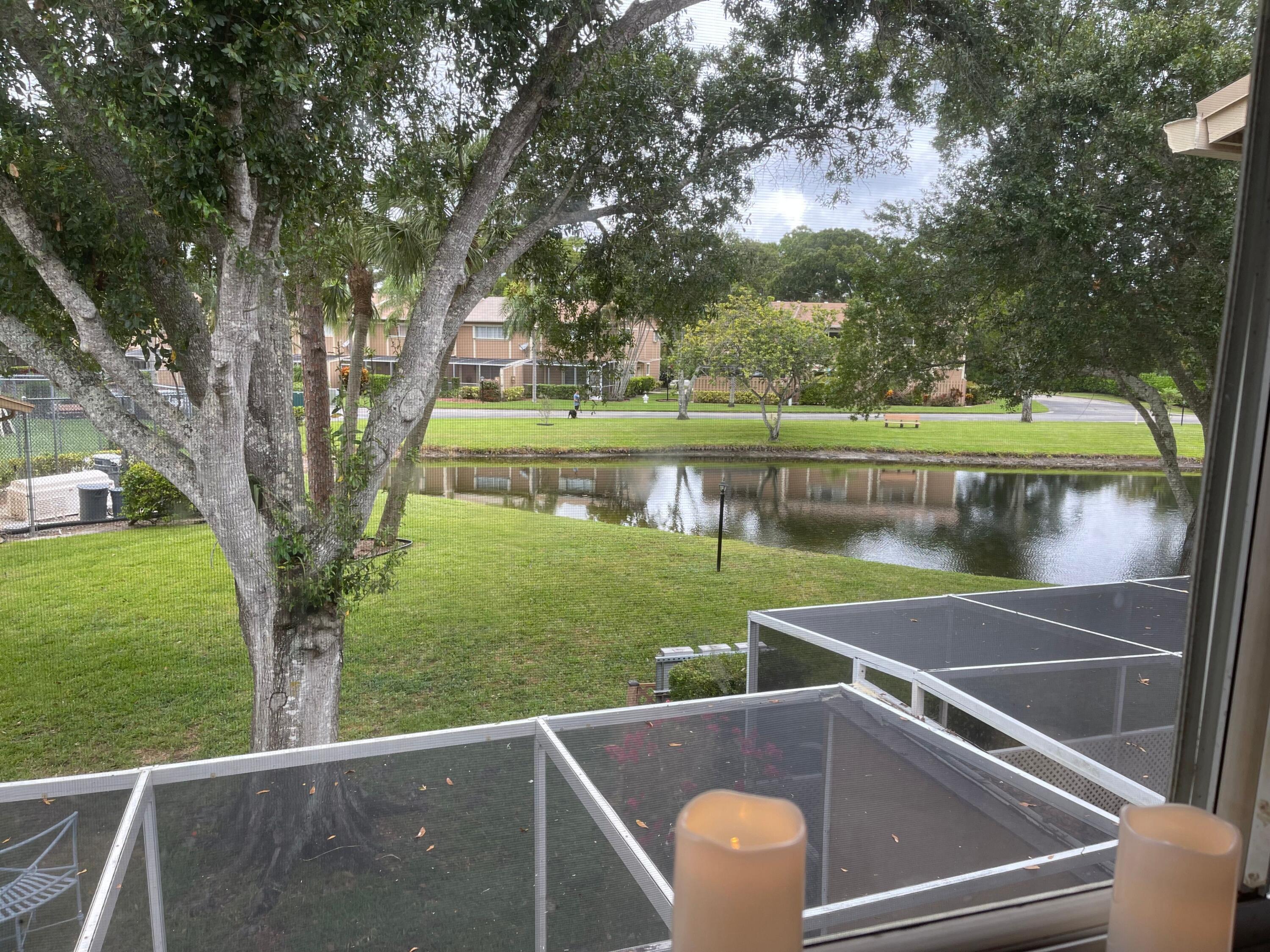 371 Maplecrest Circle Jupiter, FL 33458 - Photo 12 of 16 IMG_4457