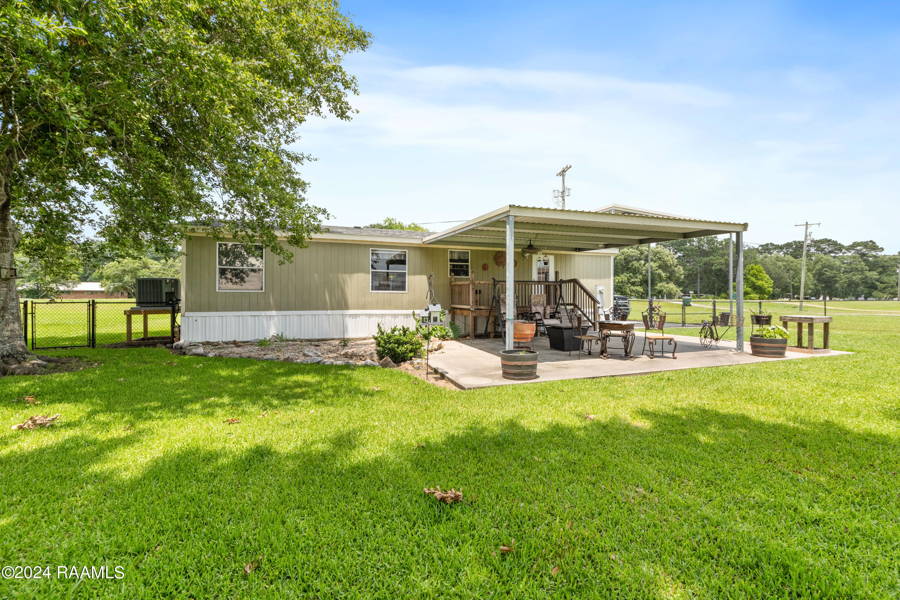 1918 Weeks Island Road New Iberia, LA 70560 - Photo 22 of 29 1918WeeksIsland-2-47