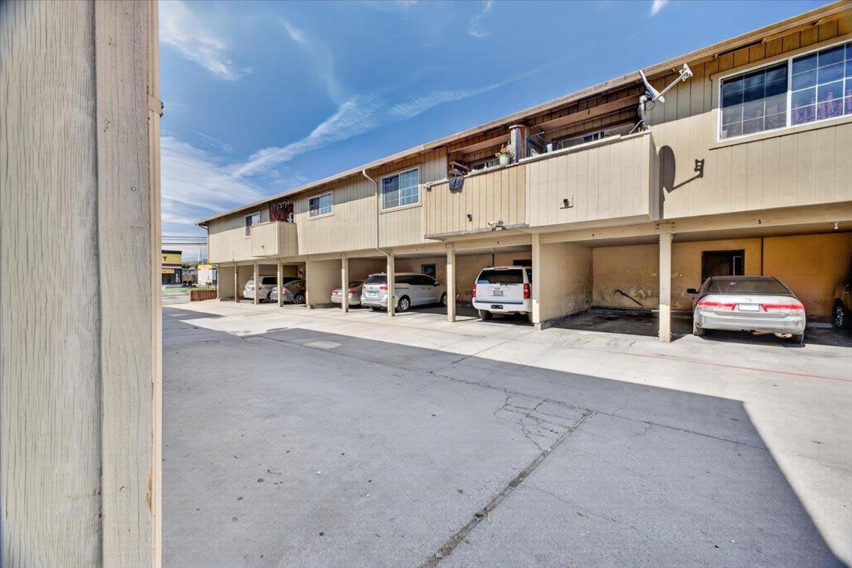 608 North Sanborn Road Salinas, CA 93905 - Photo 11 of 12 Gallery Image 11