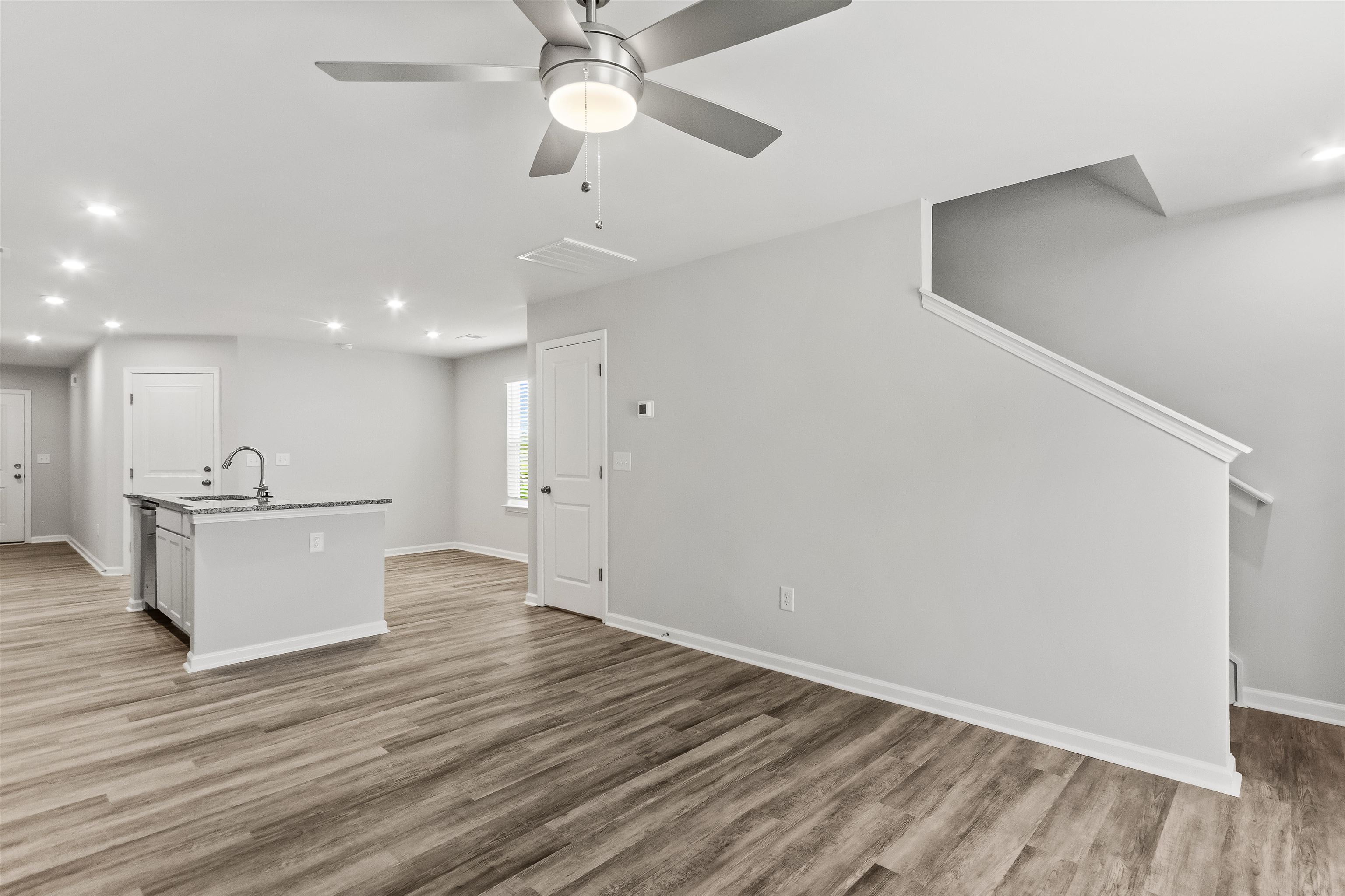 1281 Forestbrook Lane Spartanburg, SC 29303 - Photo 11 of 32
