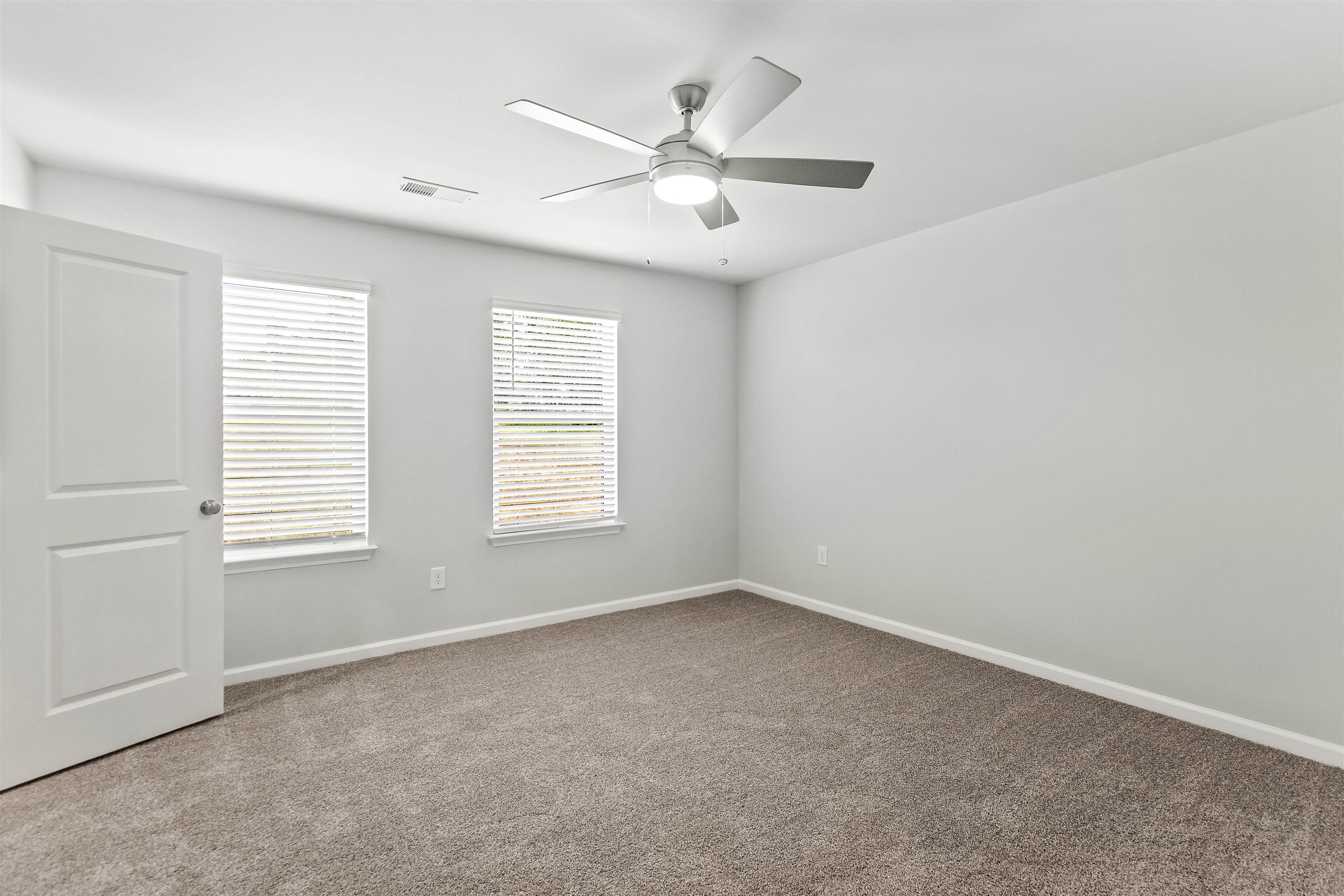 1281 Forestbrook Lane Spartanburg, SC 29303 - Photo 15 of 32
