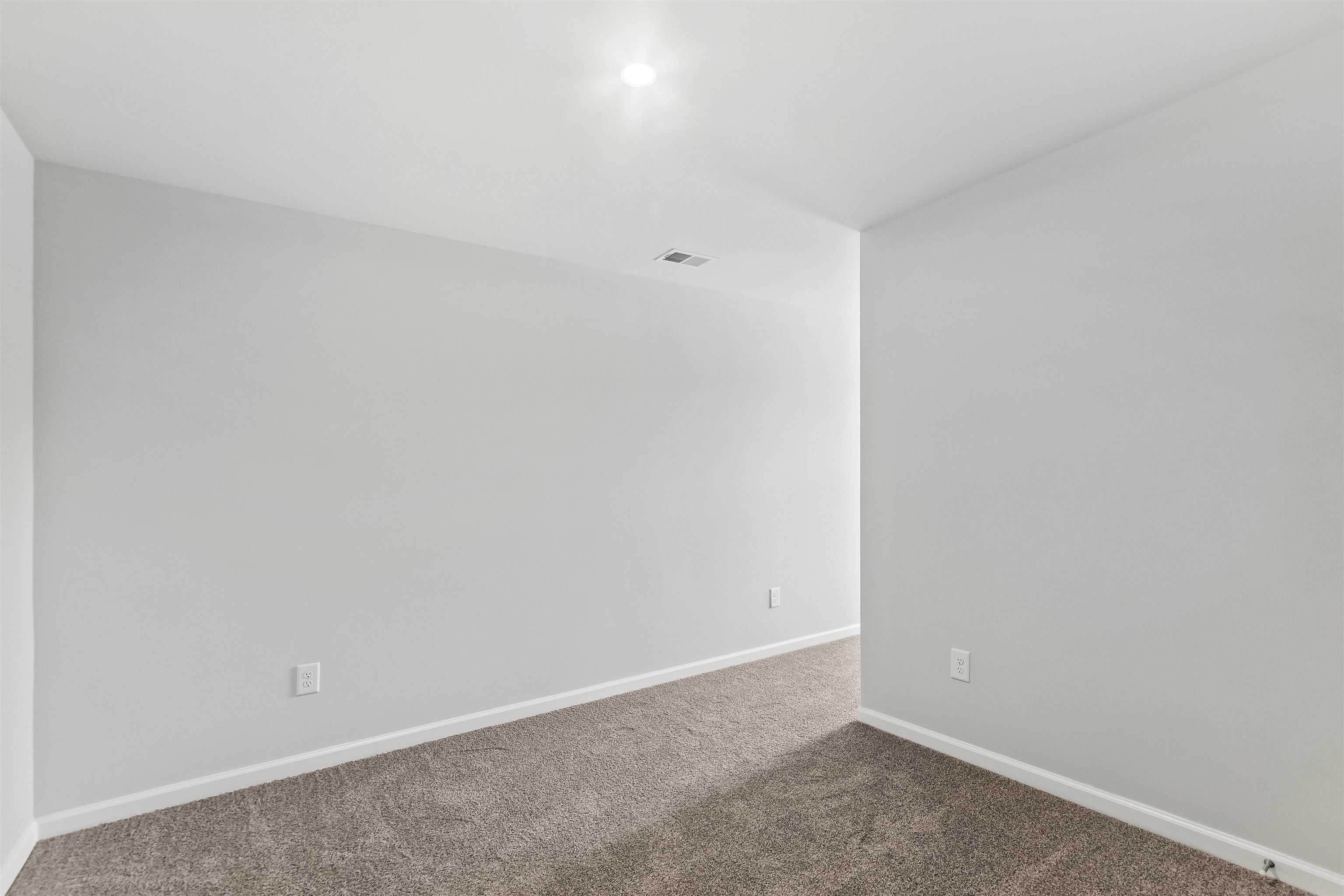 1281 Forestbrook Lane Spartanburg, SC 29303 - Photo 19 of 32
