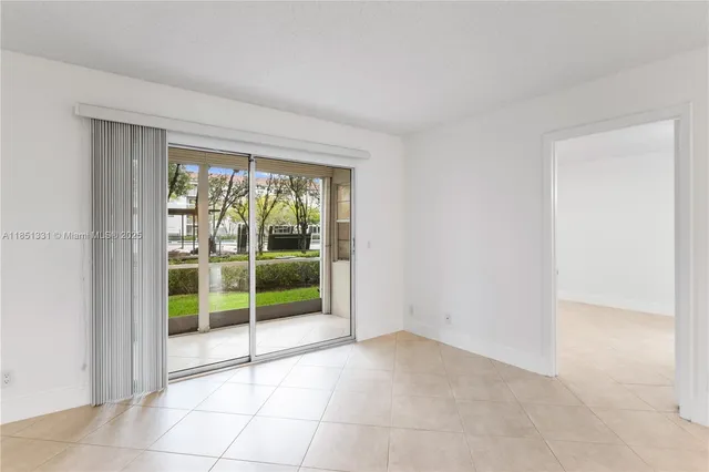 $235,000 | 1400 Southwest 124th Terrace, Unit 109Q, Pembroke Pines, FL 33027