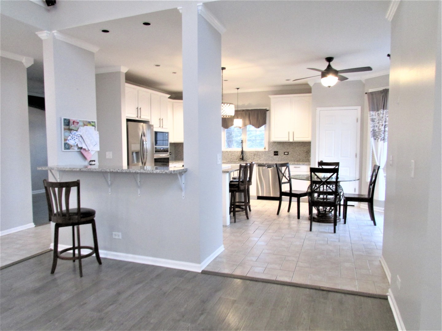 18627 West Lazy Acre Road Lake Villa, IL 60046 - Photo 3 of 55