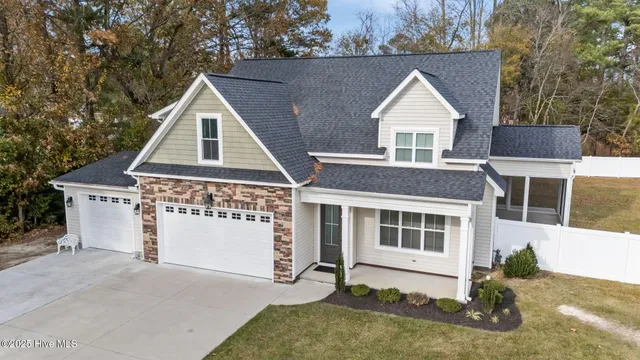$429,900 | 2315 Plumosa Drive, Greenville, NC 27858