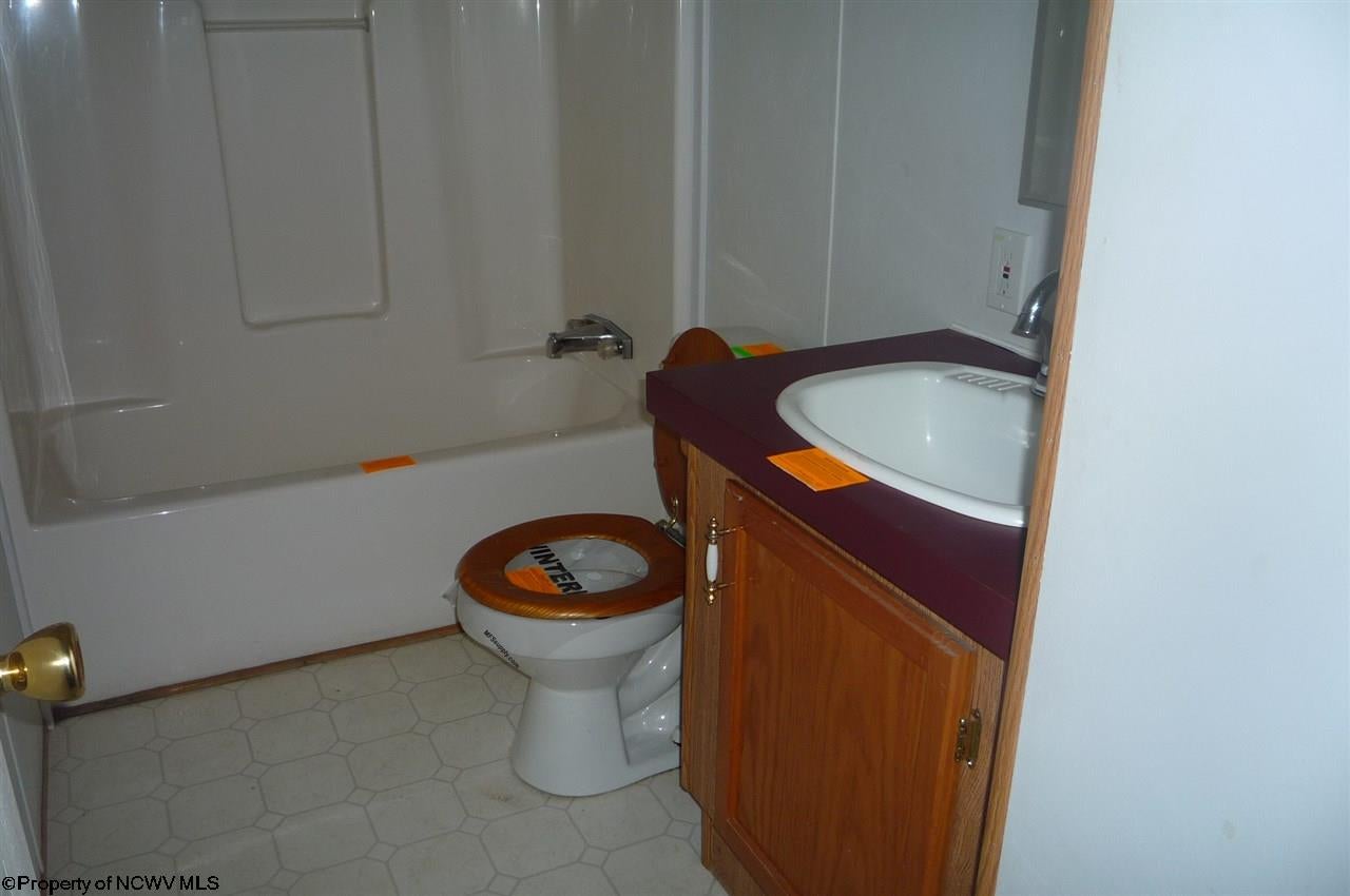 37 Phillips Road Morgantown, WV 26508 - Photo 11 of 14 Gallery Image 11
