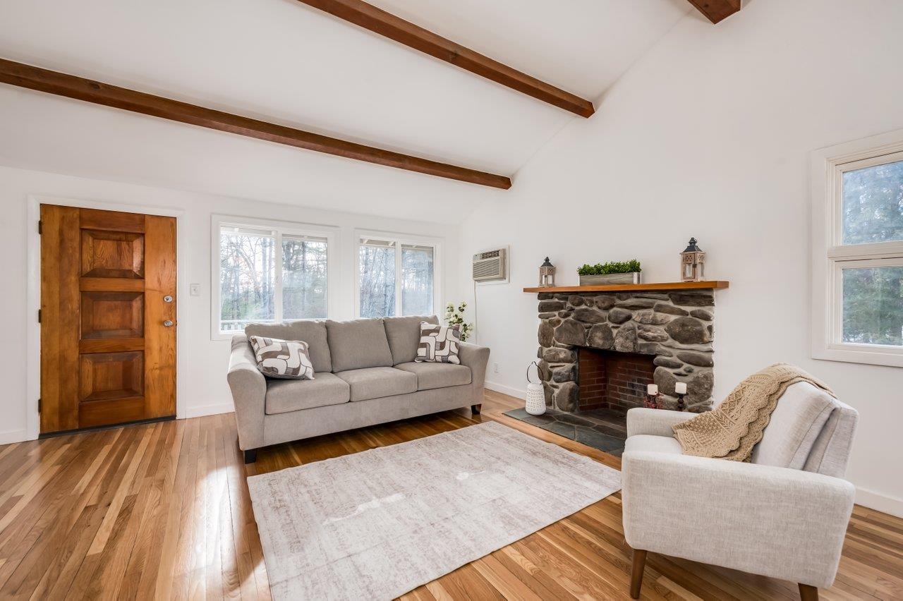 5 Quarry Road Somersworth, NH 03878 - Photo 3 of 24