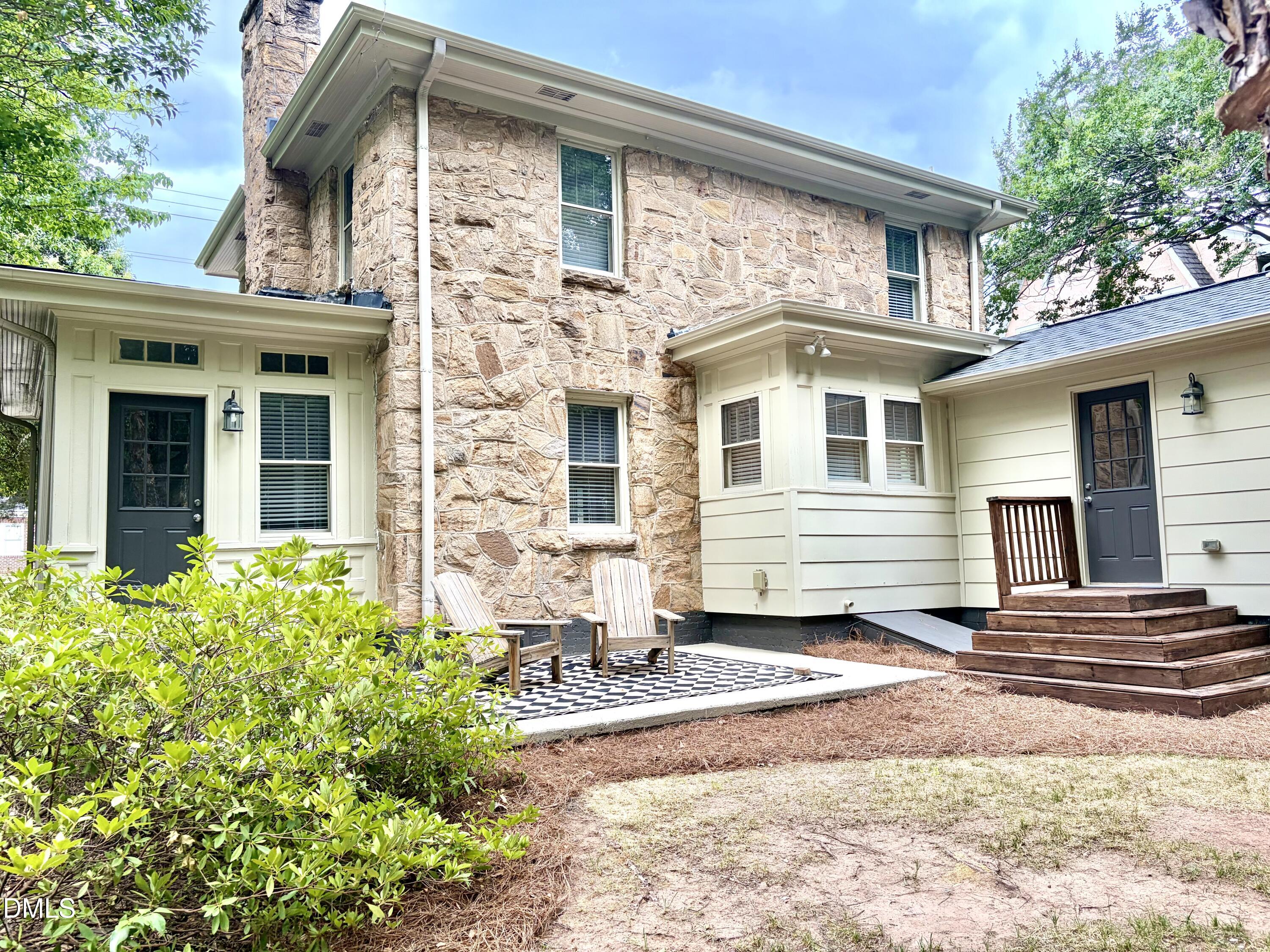 2608 Clark Avenue Raleigh, NC 27607 - Photo 8 of 41