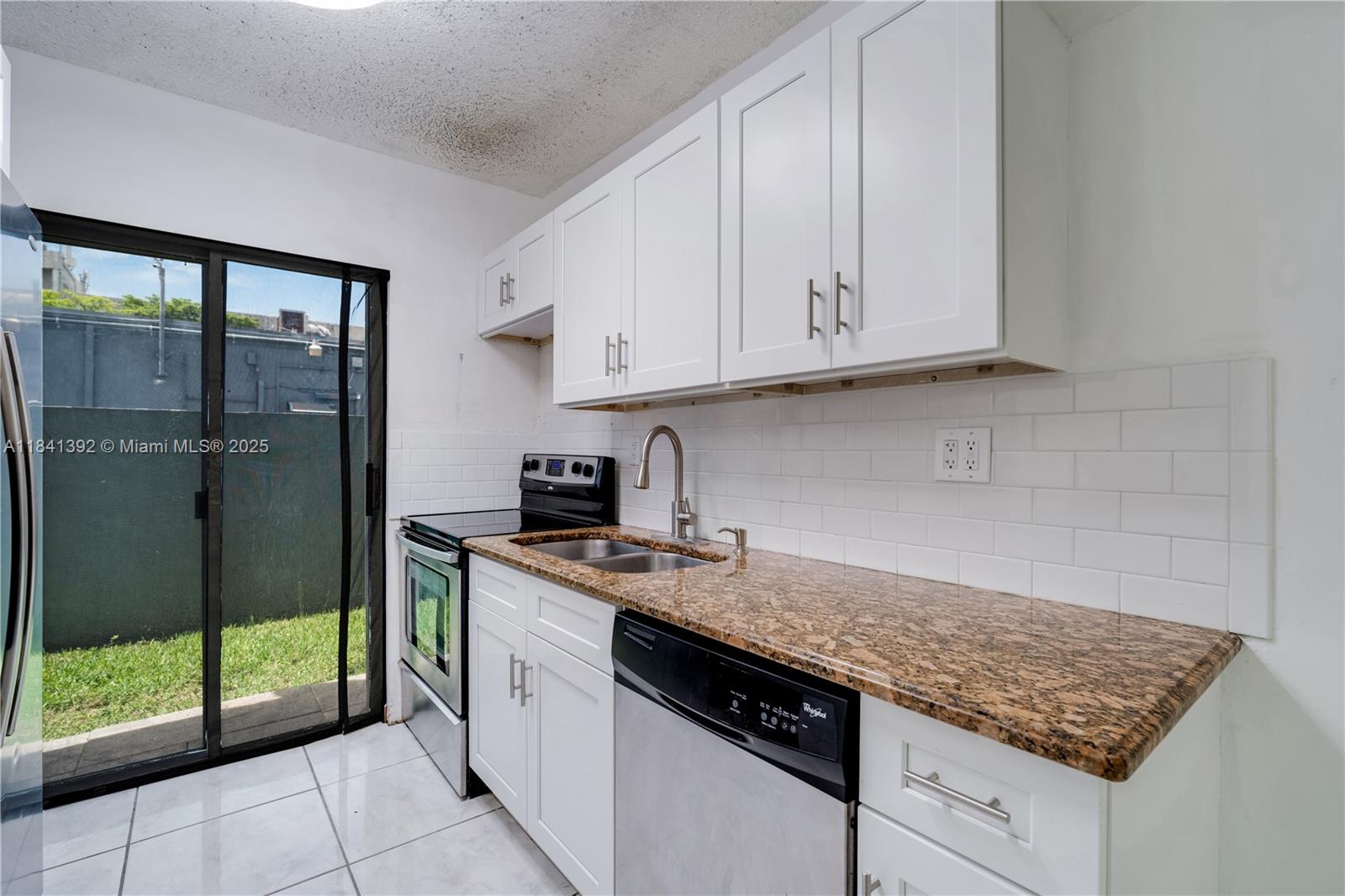 1852 Southwest 7th Street, Unit 109 Miami, FL 33135 - Photo 11 of 23