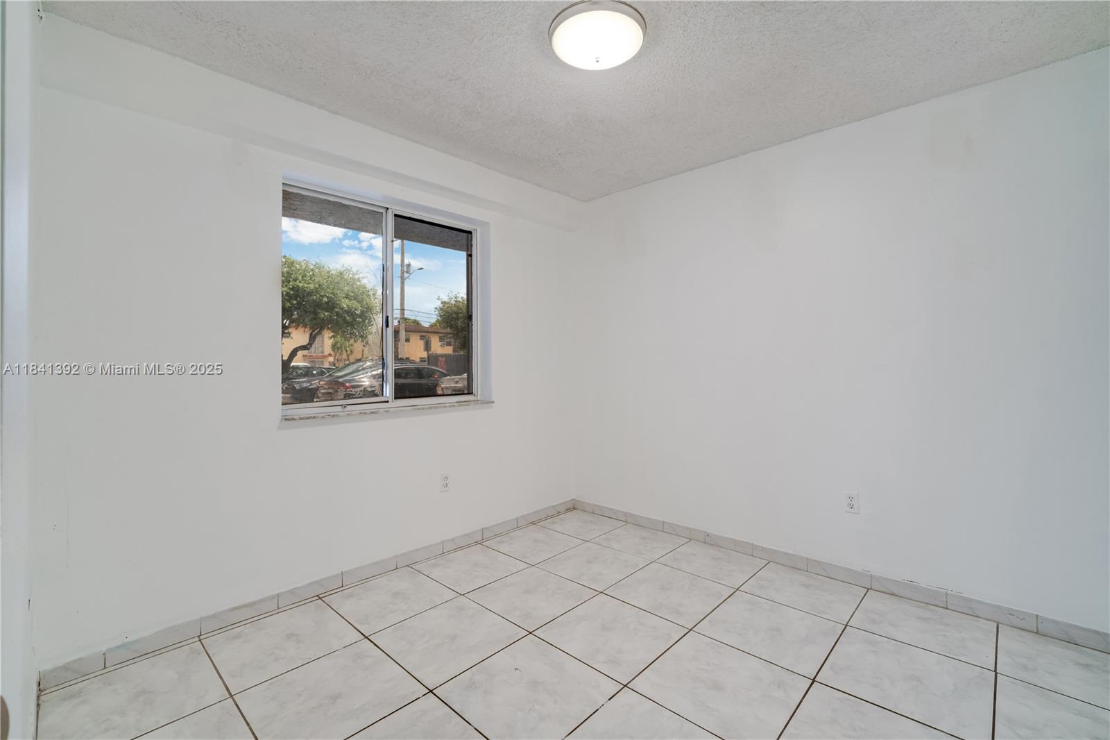 1852 Southwest 7th Street, Unit 109 Miami, FL 33135 - Photo 17 of 23
