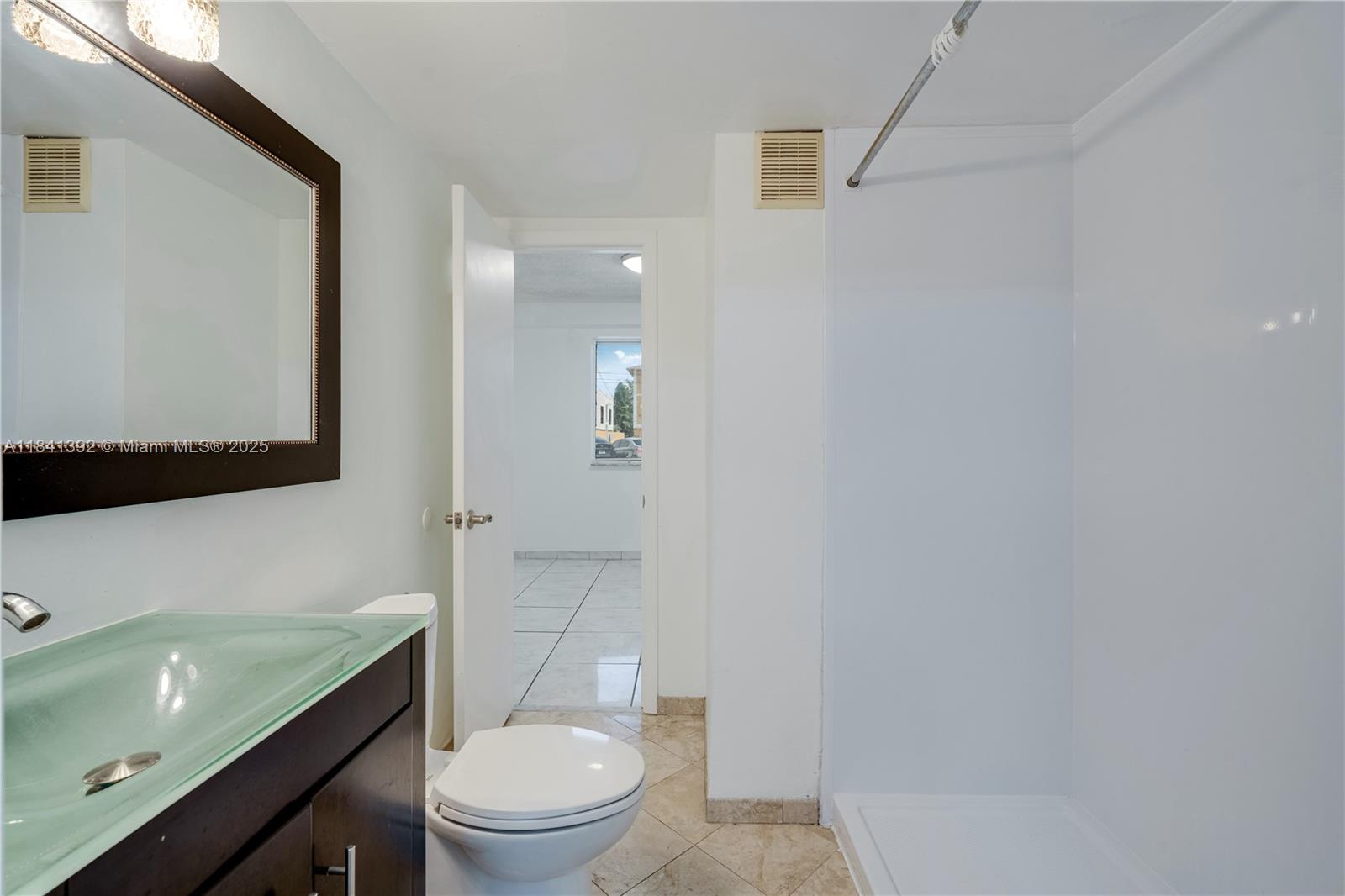 1852 Southwest 7th Street, Unit 109 Miami, FL 33135 - Photo 20 of 23