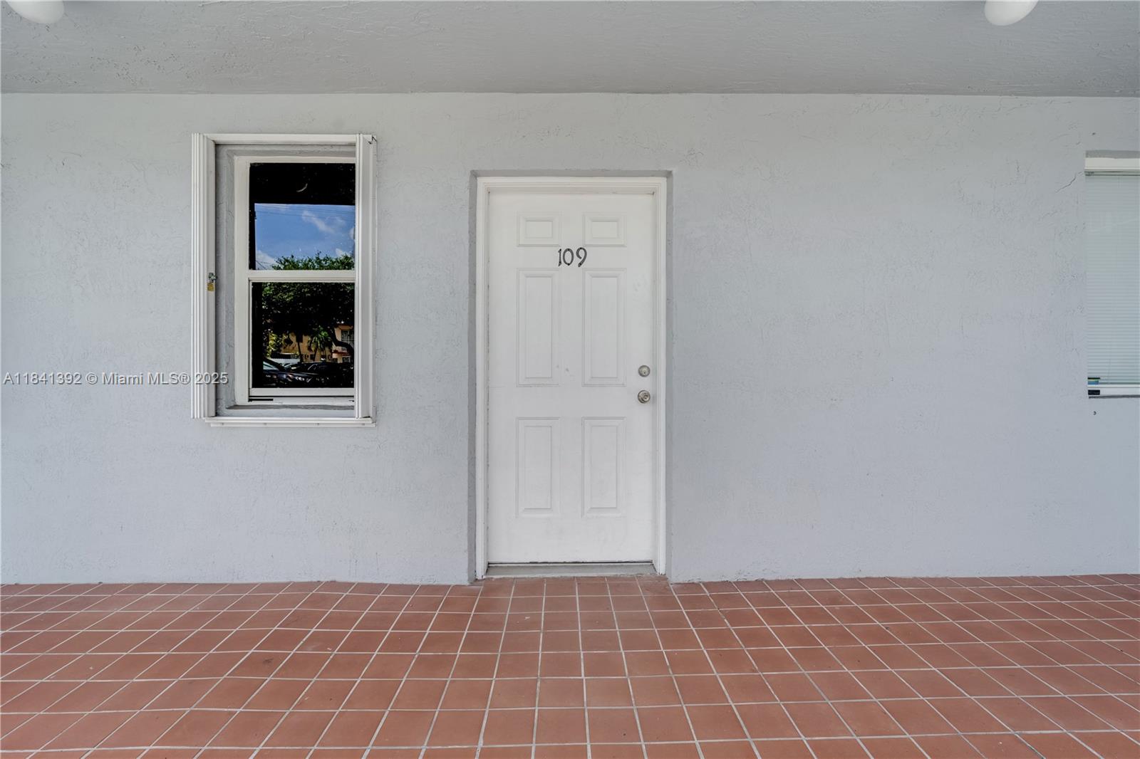 1852 Southwest 7th Street, Unit 109 Miami, FL 33135 - Photo 5 of 23