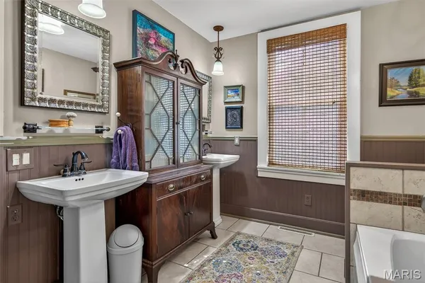 $289,900 | 145 North 4th Street, Ste. Genevieve, MO 63670