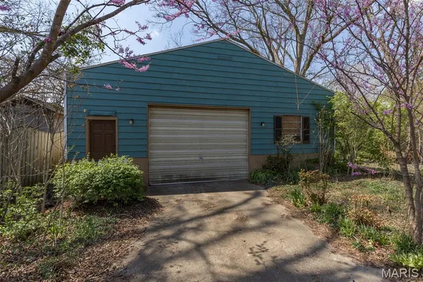 $289,900 | 145 North 4th Street, Ste. Genevieve, MO 63670