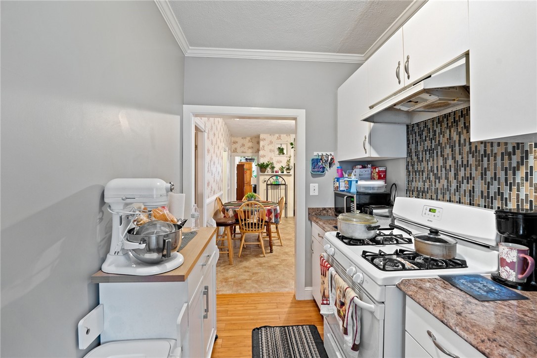 734 Mineral Spring Avenue Pawtucket, RI 02860 - Photo 27 of 50