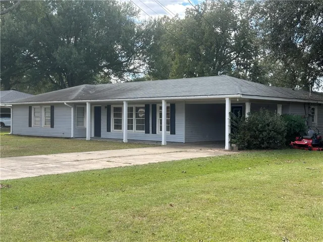 $220,000 | 918 East 5th Street, Natchitoches, LA 71457