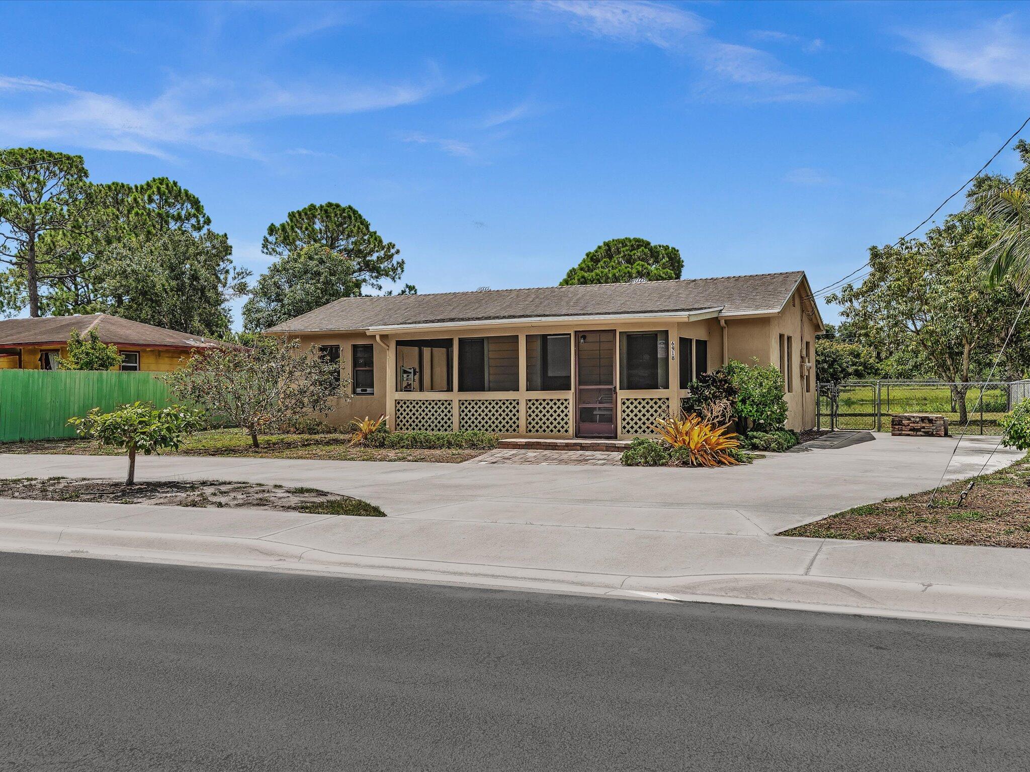 6918 173rd Street North Jupiter, FL 33458 - Photo 1 of 42 01-FPP00001