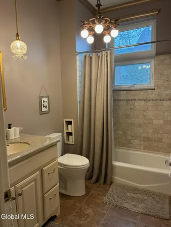 $575,000 | 165 Lancaster Street, Albany, NY 12210