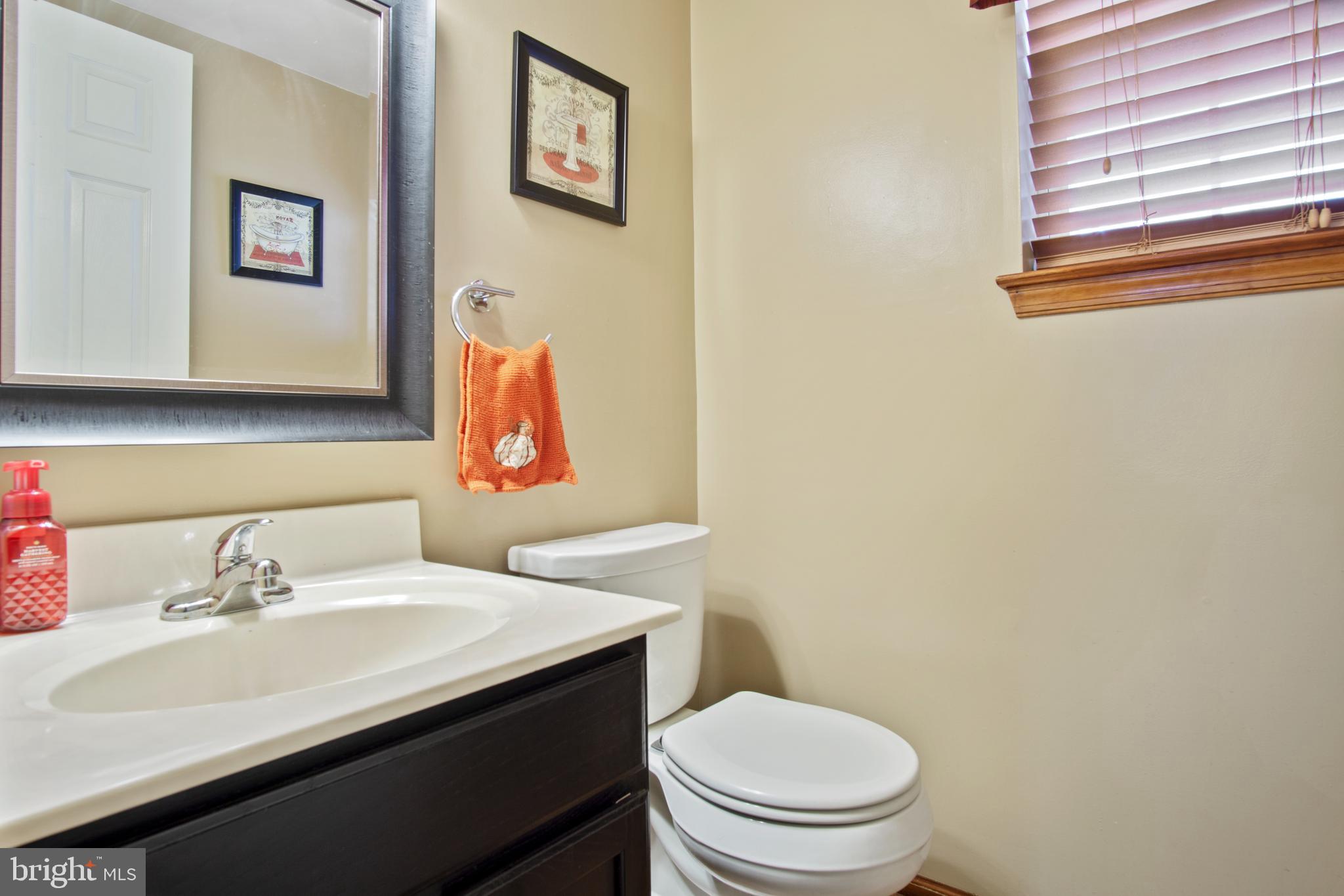 8121 Pine Road Philadelphia, PA 19111 - Photo 8 of 23 Gallery Image 8